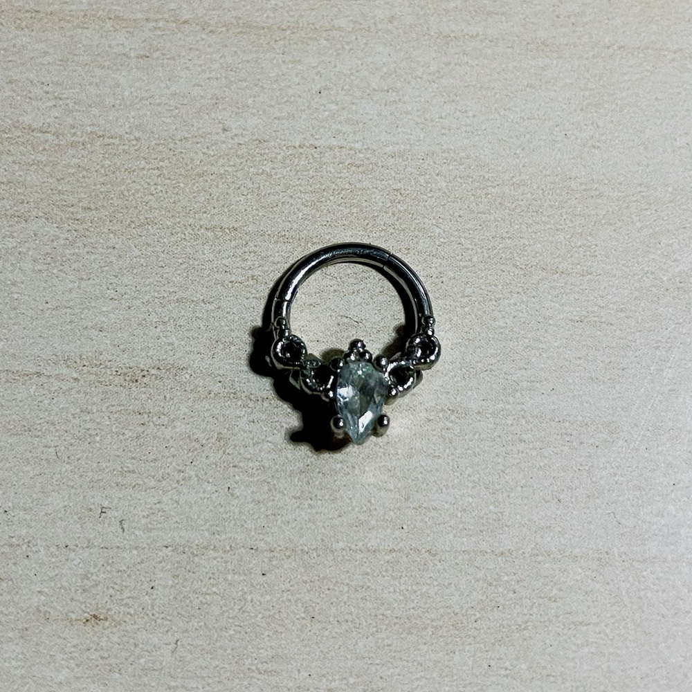 Elegant Silver Septum Ring with Middle Gemstone